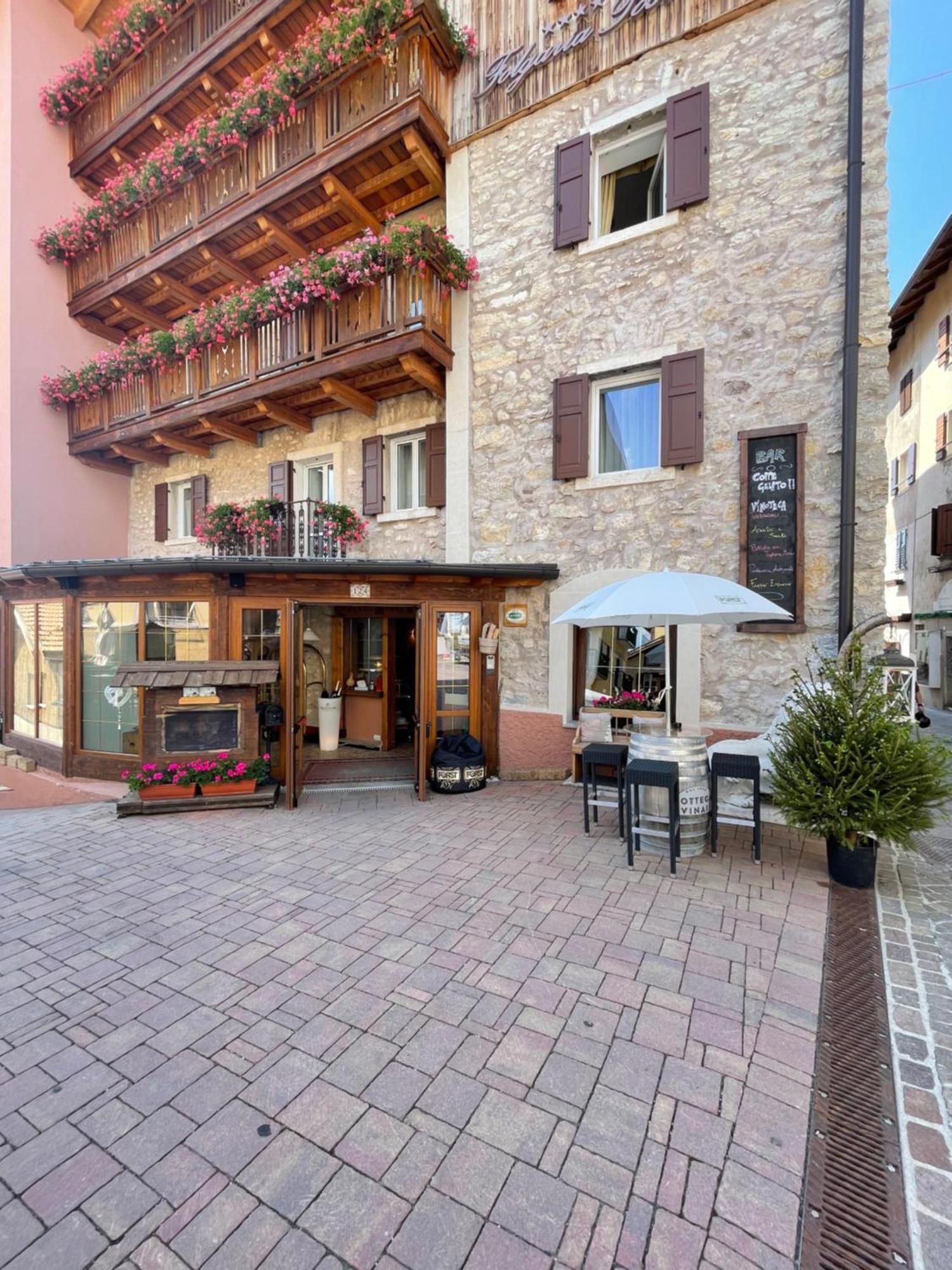 Folgaria Post Hotel Esterno foto